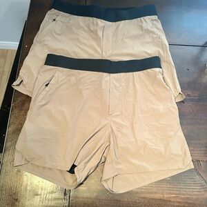 * 2 PAIRS Ten Thousand Tactical Shorts Large 5in Lined (Magpul Flat Dark Earth)
